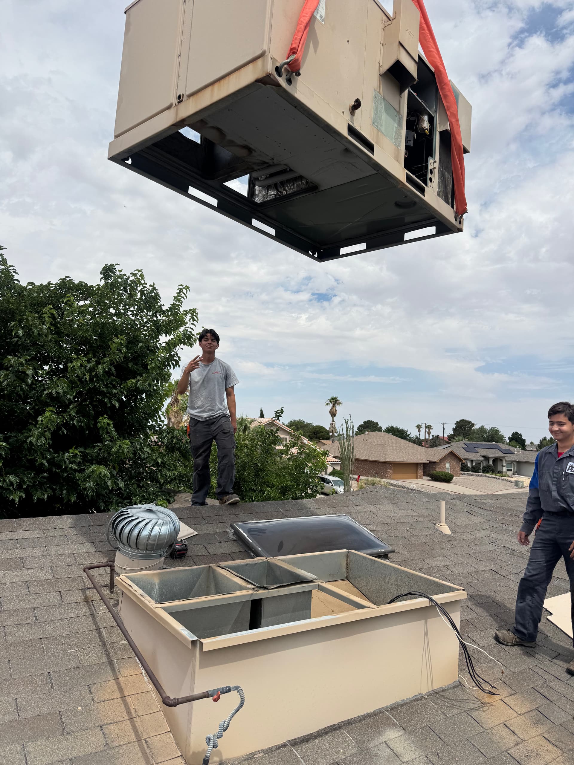 Gallery photos for Lennox 5-Ton 2-Stage Package Unit Rooftop Install: Image #1