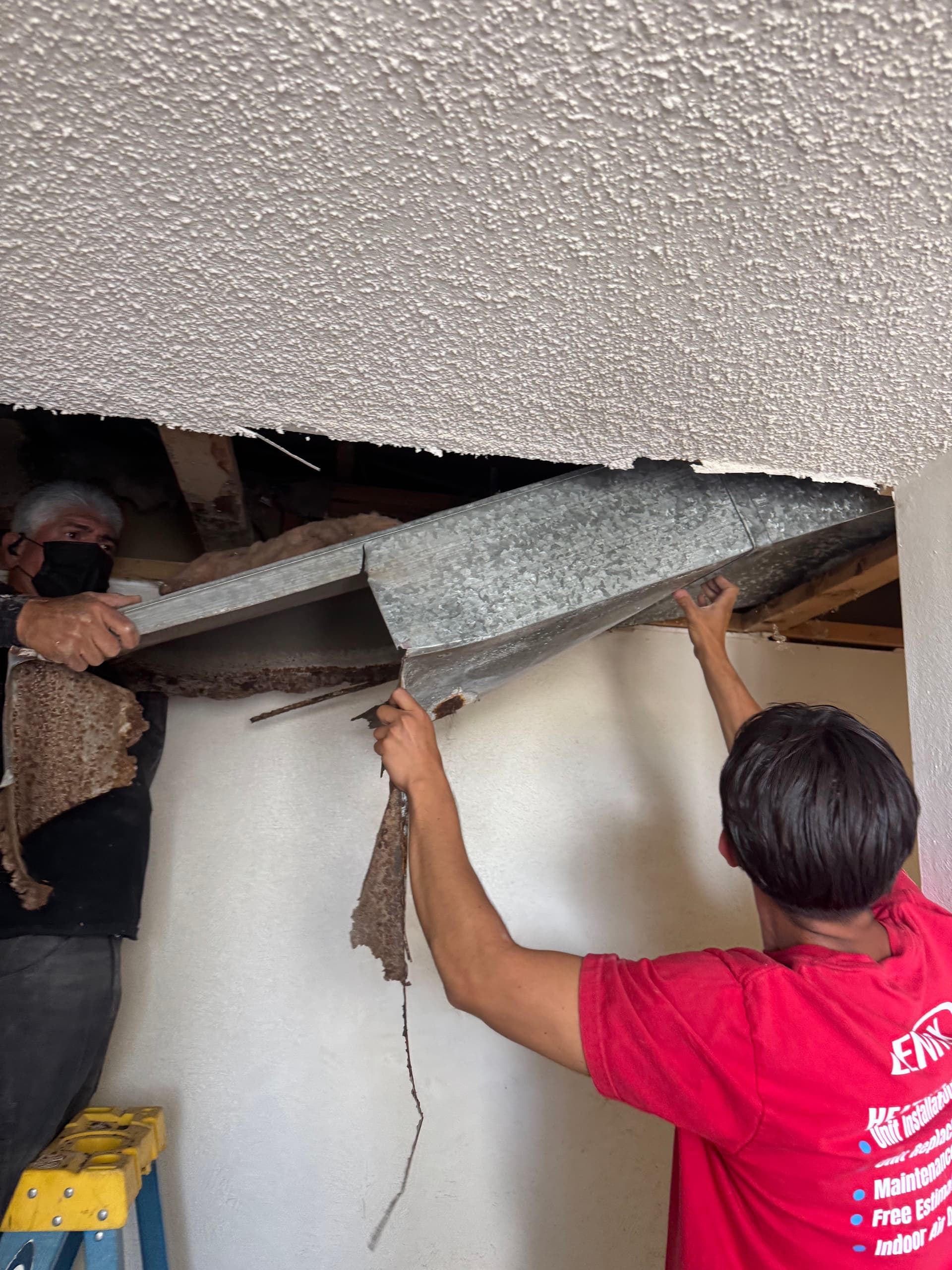 Gallery photos for Full Duct System Tearout and Custom Ductwork Installation: Image #1
