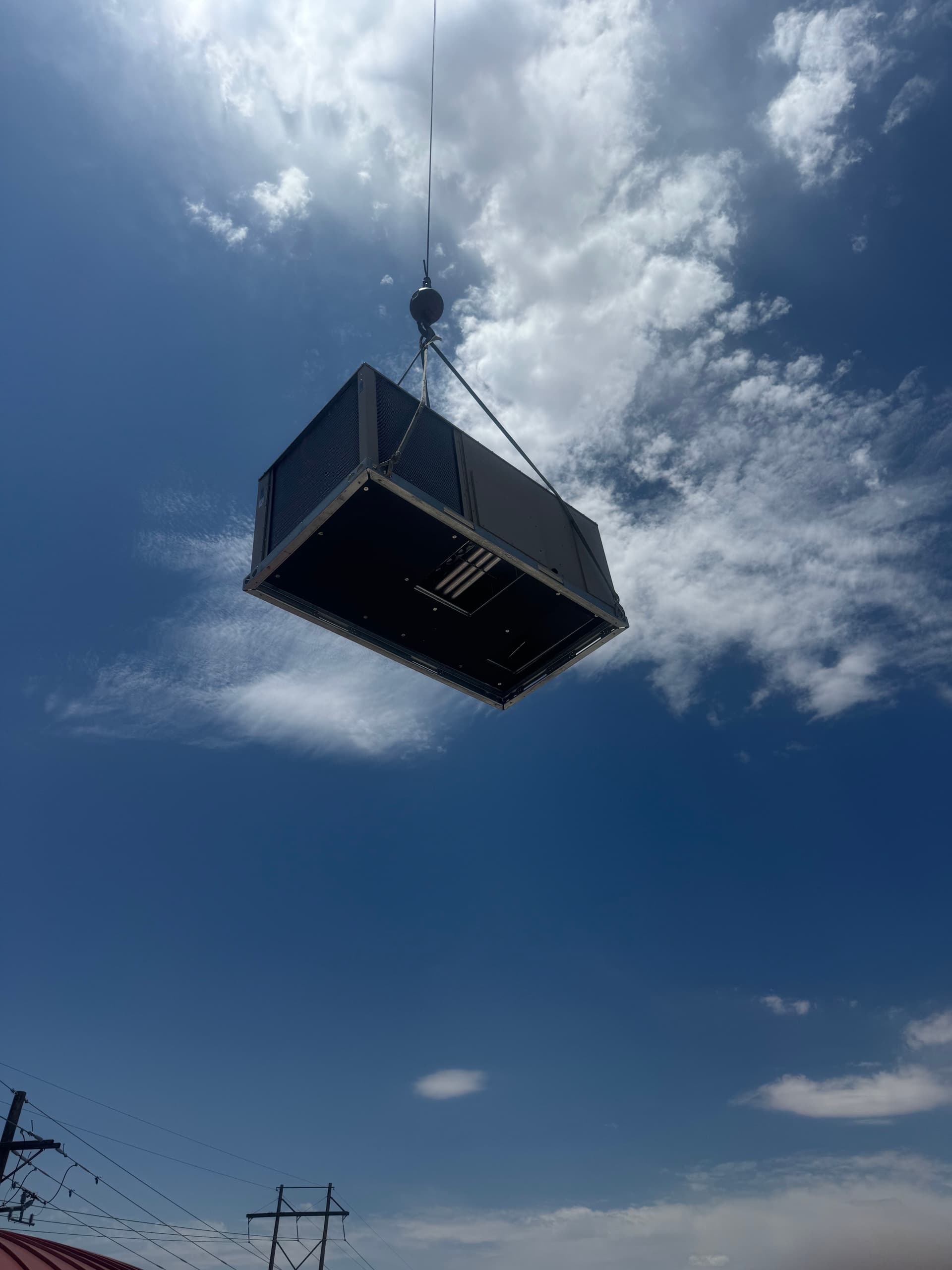 Gallery photos for Commercial Lennox Rooftop HVAC Unit Installed and Ready: Image #5