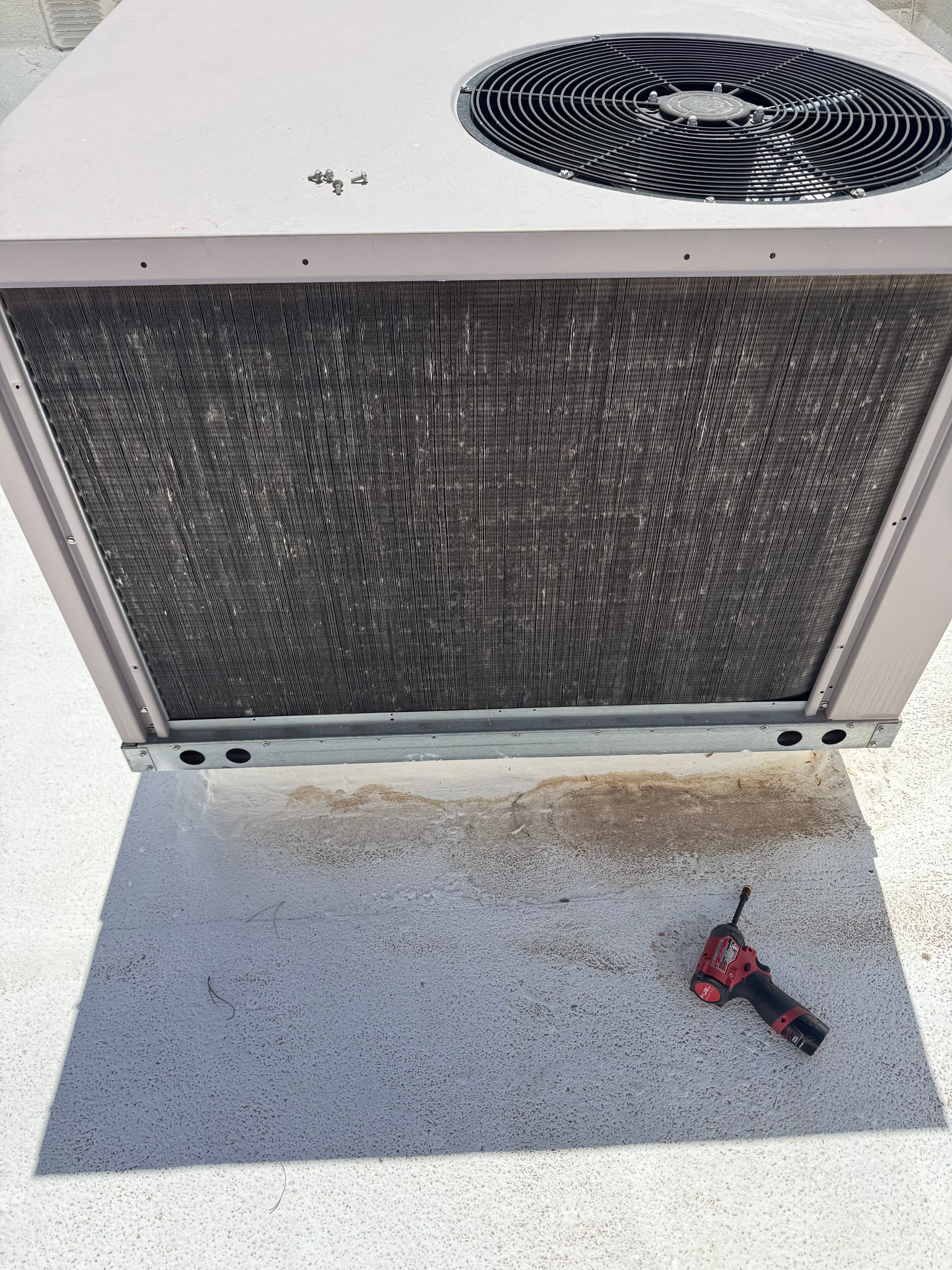 Gallery photos for Rooftop AC Coil Cleaning That Actually Makes a Difference: Image #3