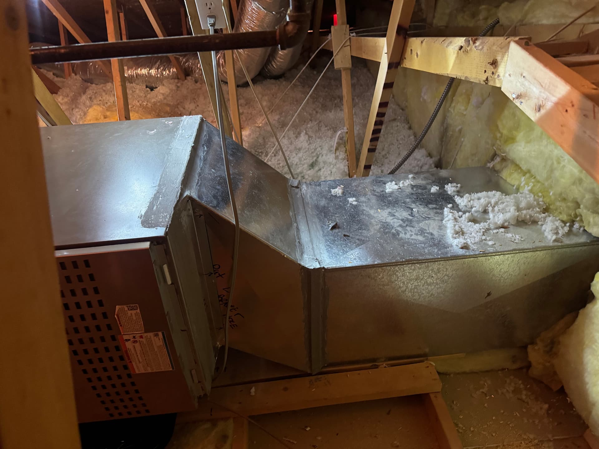 Gallery photos for Lennox 25 SEER 4-Ton Conversion Install Done Right: Image #4