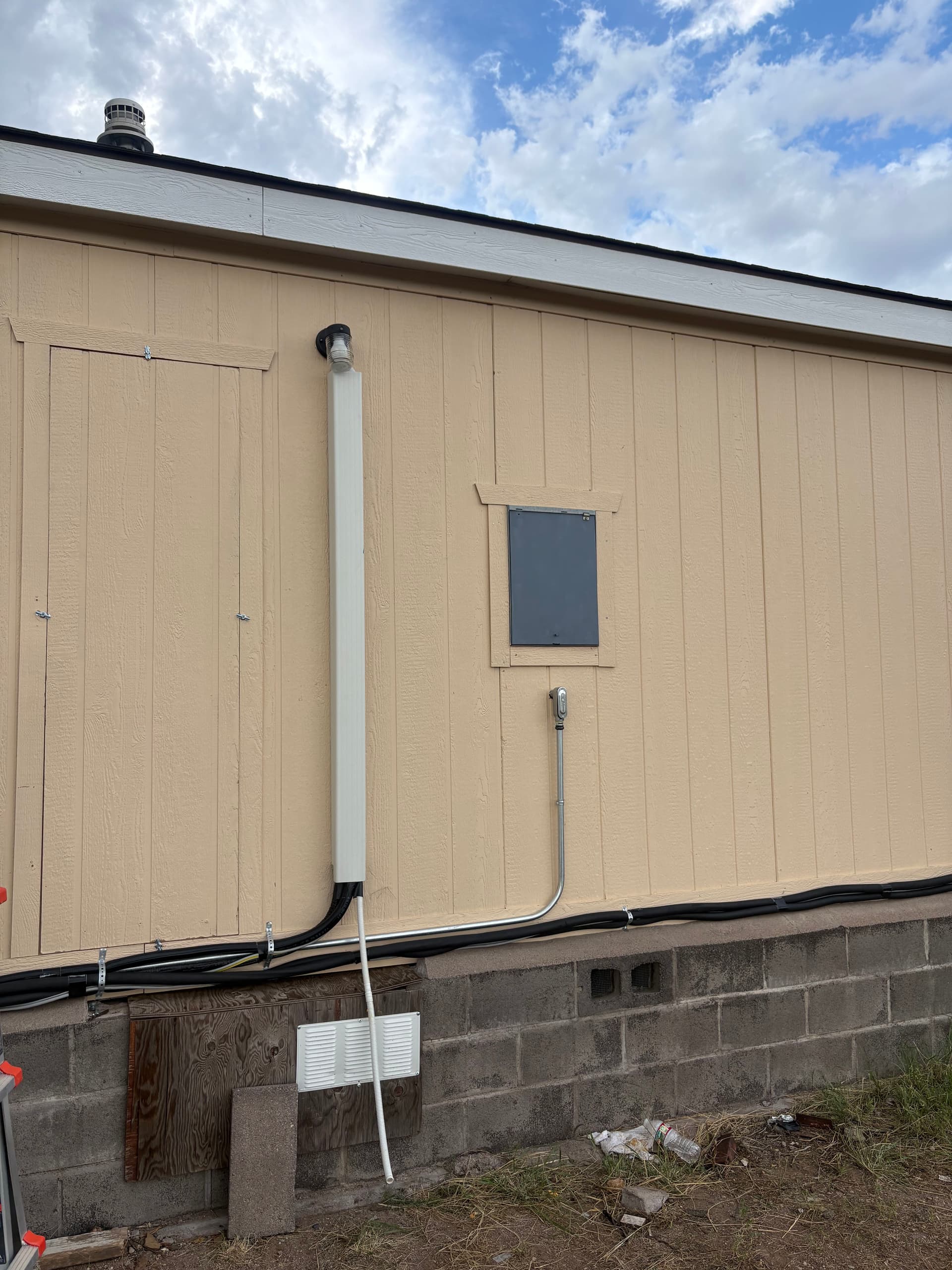 Gallery photos for Lennox 4-Zone Ductless Mini-Split Install on a Home with Hot and Cold Spots: Image #3